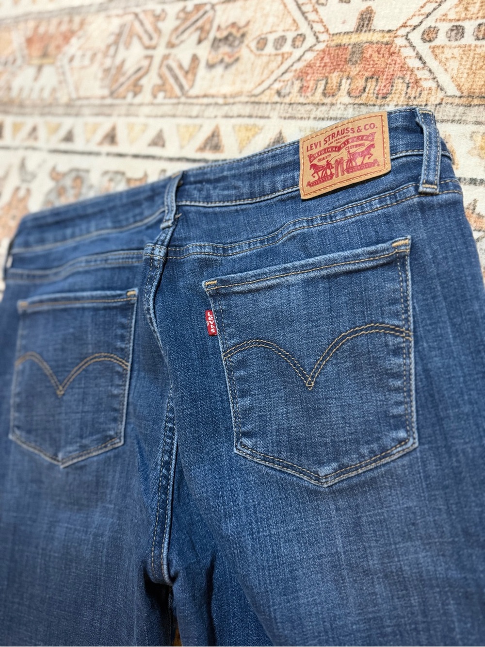 Levi's Women's Medium Blue Straight Leg Jeans